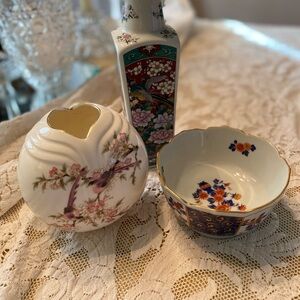 Vintage Japanese porcelain grouping—3 pieces. Flowers and birds